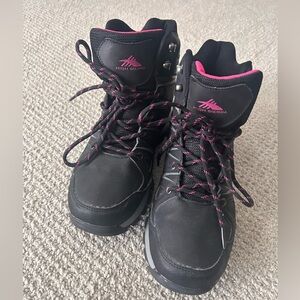 High Sierra Women's Black and Pink Athletic Shoes